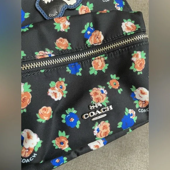 NWT！COACH MINI CHARLIE BACKPACK IN TEA ROSE FLORAL PRINT NYLON (COACH F57636)